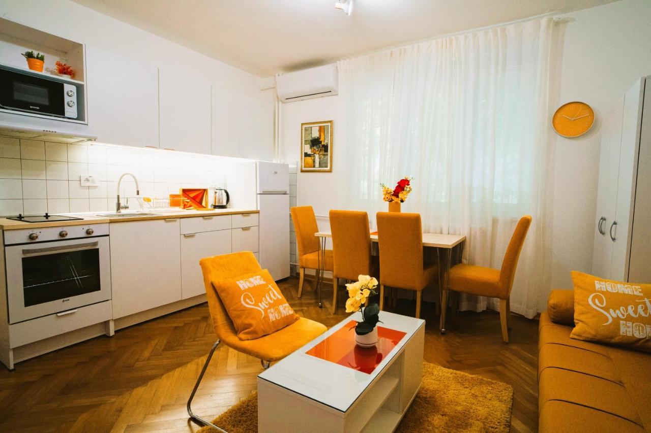 Golden Place Белград Екстериор снимка